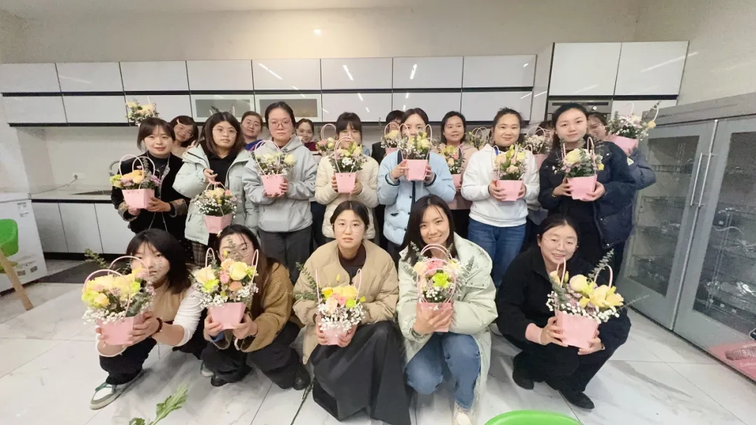 奮楫逐浪 力學(xué)篤行 | U8國際2025年第一季度動態(tài)速覽